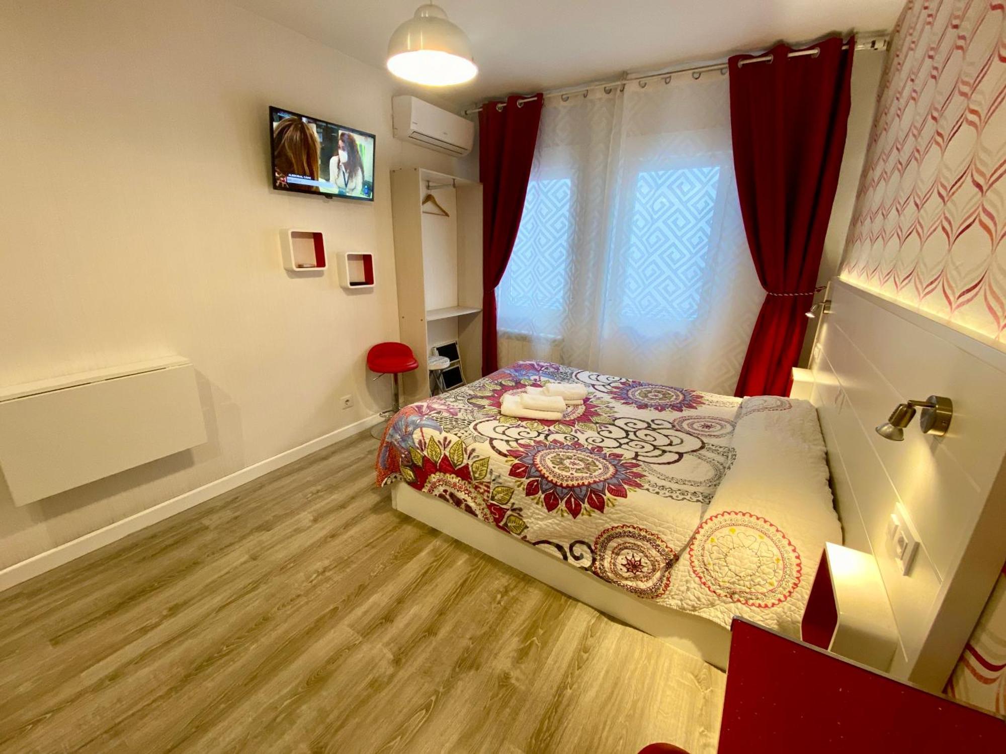 Muchomadrid Apartments Bagian luar foto