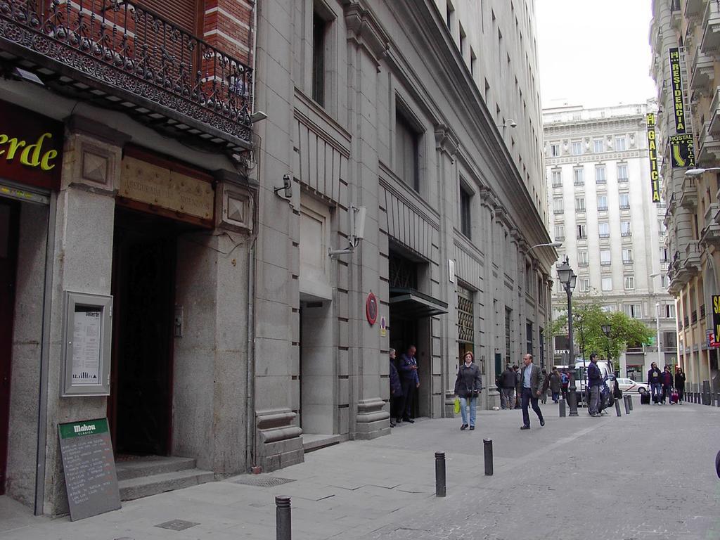 Muchomadrid Apartments Bagian luar foto
