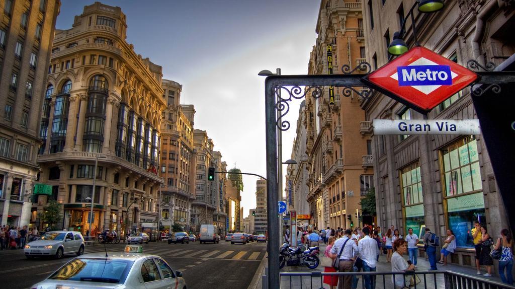 Muchomadrid Apartments Bagian luar foto